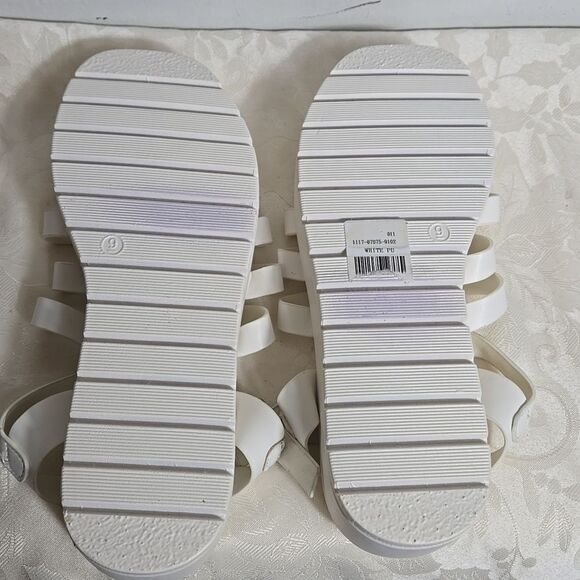 Rouge White Strappy Platform Sandals - Picture 7 of 8